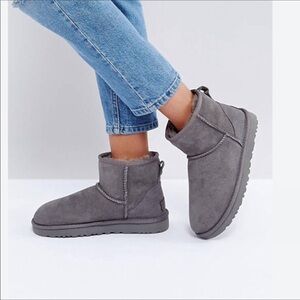 UGG CLASSIC MINI boots